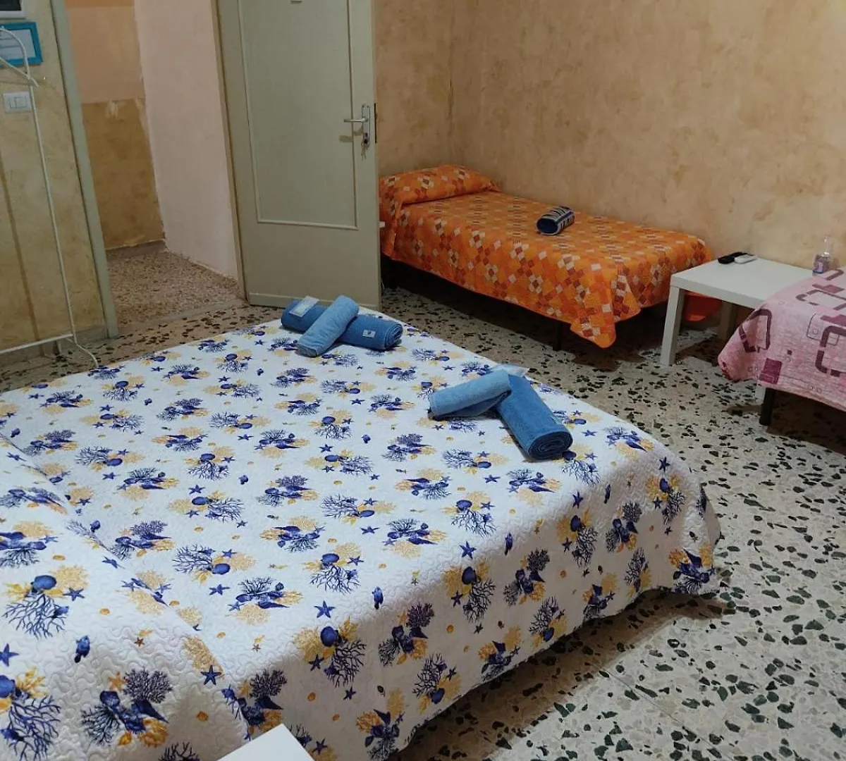 Bed And Fly Aeroporto Fontanarossa Reception H24 Bagno Privato In Camera Catánia
